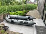 Mooie grijze rubbere boot met 9.9 pk suzuki buitenboordmotor, Watersport en Boten, Rubberboten, Zo goed als nieuw, Benzine, Minder dan 70 pk