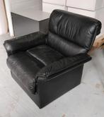 Vintage zwart lederen knoop fauteuil jaren 70, Huis en Inrichting, Vintage, Ophalen of Verzenden, Zo goed als nieuw, 75 tot 100 cm