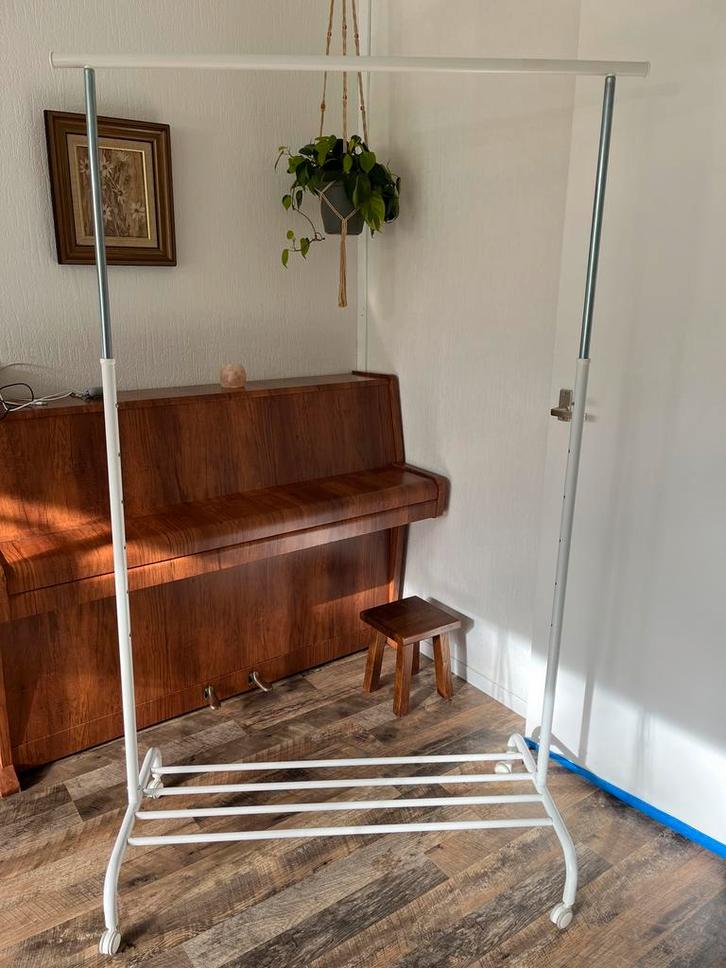 Twee kledingrek samen of los te koop, Kleding | Dames, Kledingrekken, Gebruikt, Ophalen