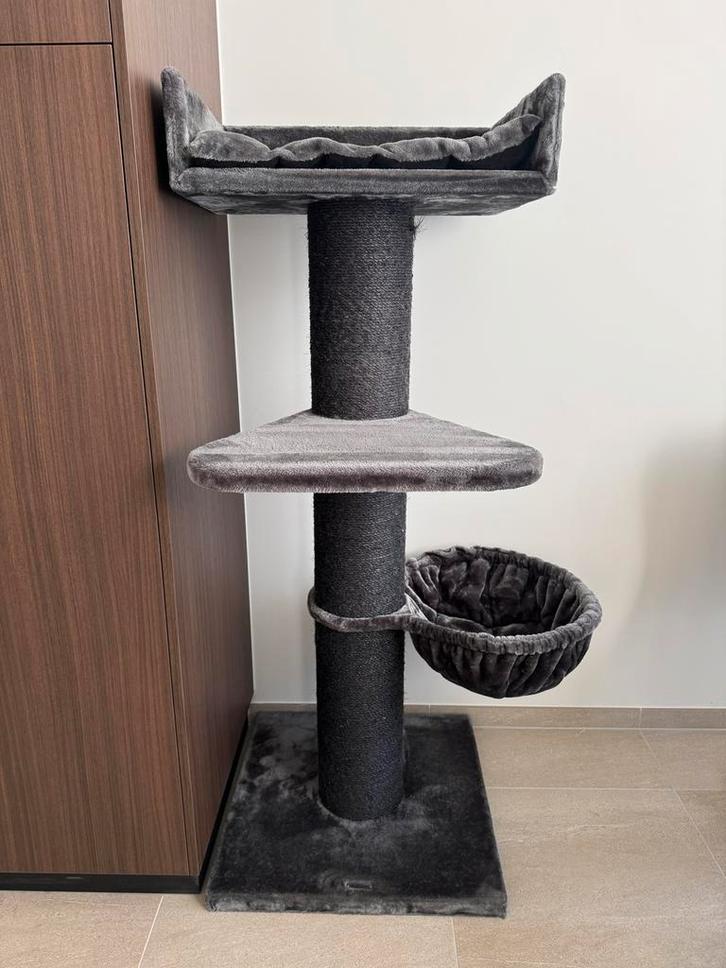 Krabpaal Royalty Blackline RHR Pets, Dieren en Toebehoren, Krabmeubelen, Zo goed als nieuw, Krabpaal, Ophalen