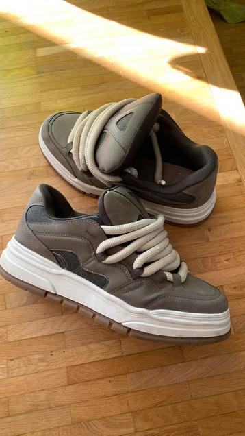 Bershka schoenen  beschikbaar voor biedingen