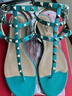 Valentino rockstud sandal, Zo goed als nieuw, Groen, Valentino, Sandalen of Muiltjes