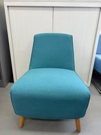 Made fauteuil blauw, Ophalen, Hout, 75 tot 100 cm, Zo goed als nieuw