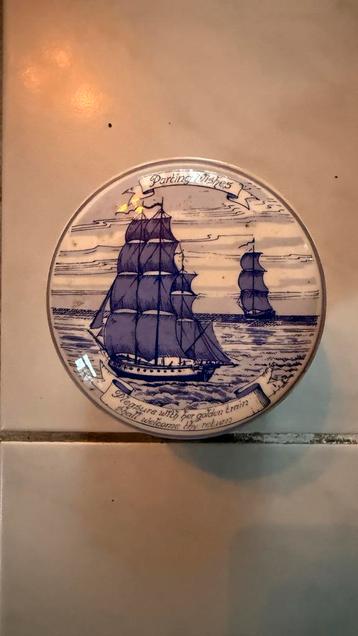 Delfsblauw Potje met Deksel - Scheepsmotief beschikbaar voor biedingen