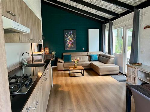 Vakantie bungalow (Zuid-Limburg) 2-4 personen, Vakantie, Vakantiehuizen | Nederland, Limburg, 2 slaapkamers, Tv