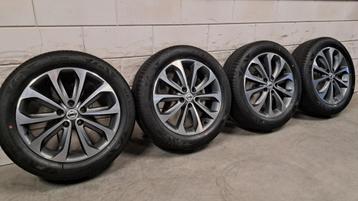 Bi-color velgen Nissan Qashqai Juke + NW Banden 215/55/18 beschikbaar voor biedingen