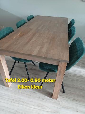 Eiken eettafel voor 6 personen + stoelen beschikbaar voor biedingen