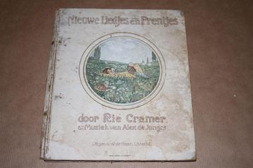 Nieuwe liedjes en prentjes. Rie Cramer. beschikbaar voor biedingen