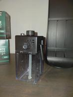 Nespresso Lattissima Touch Melkreservoir, Gebruikt, Koffiemachine, Ophalen of Verzenden, Koffiepads en cups