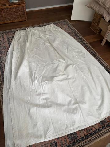 Overgordijnen crèmewit (170 cm breed x 200 cm lang) beschikbaar voor biedingen