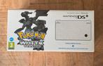 Nintendo DSI Pokemon White Reshiram edition, Spelcomputers en Games, Ophalen of Verzenden, Zo goed als nieuw, Zonder controller