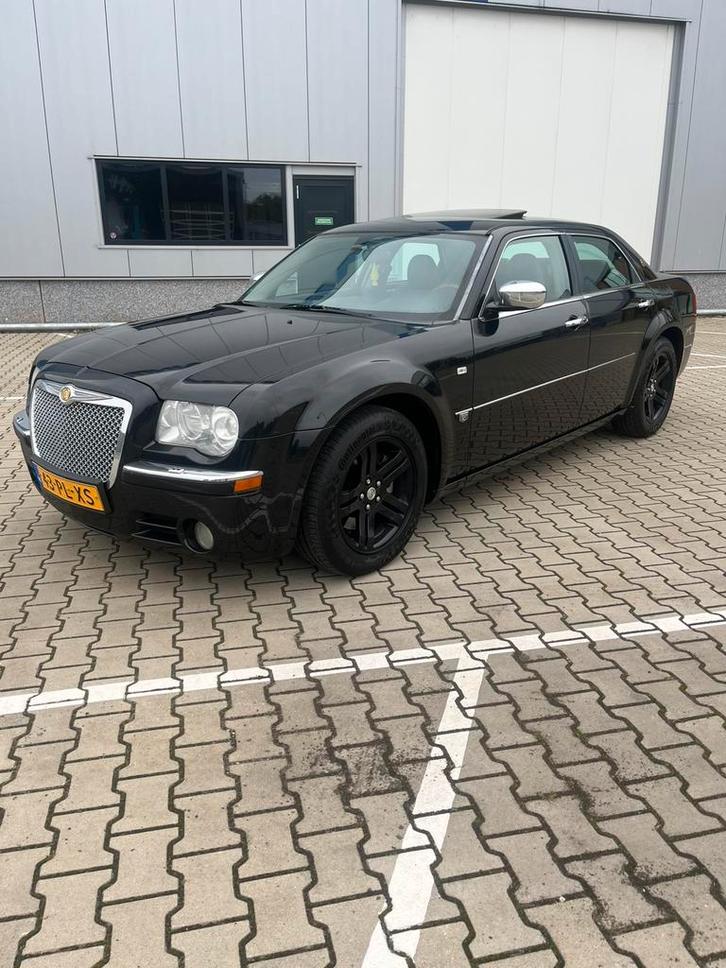 Chrysler 300C 3.5 I V6 AUT 2005 Zwart, Auto's, Chrysler, Particulier, 300C, ABS, Airbags, Airconditioning, Alarm, Android Auto