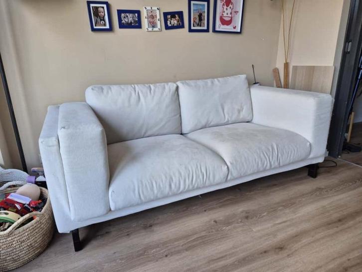 IKEA Nockeby 2-zitsbank (ophalen uiterlijk 1-11), Huis en Inrichting, Banken | Bankstellen, Gebruikt, Rechte bank, Tweepersoons
