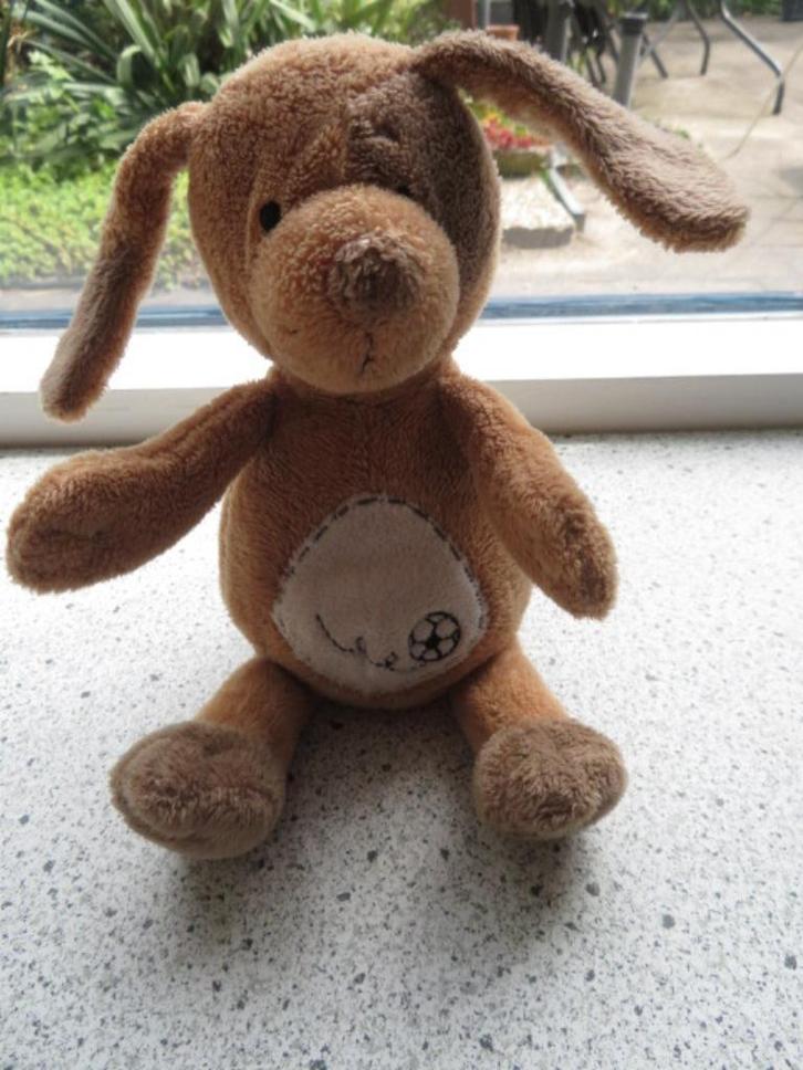 Hond bruin velours met voetbal merk Eddy Toys knisperfolie, Kinderen en Baby's, Speelgoed | Knuffels en Pluche, Zo goed als nieuw