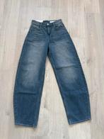 Nieuw! Barrel fit jeans Bershka maat xs/ lengte maat 34, Blauw, Nieuw, W27 (confectie 34) of kleiner, Bershka