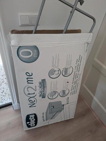 Next 2 me co-sleeper van Chicco beschikbaar voor biedingen