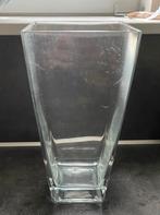 Glazen vaas - Vierkant model ca 25 cm hoog, Huis en Inrichting, Woonaccessoires | Vazen, Overige kleuren, 50 tot 75 cm, Ophalen of Verzenden