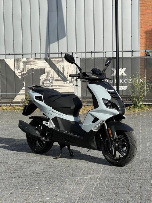 Peugeot Speedfight 4   45km 2024 5100km, Fietsen en Brommers, Scooters | Peugeot, Zo goed als nieuw, Speedfight, Maximaal 45 km/u