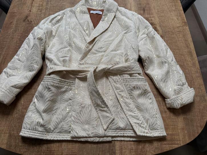 Amaya Amsterdam Jasje Crème/Goud - XS/S, Kleding | Dames, Jasjes, Kostuums en Pakken, Zo goed als nieuw, Jasje, Maat 36 (S), Wit