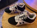 Under armour hockey/korfbal schoenen maat 40, Under armour, Wit, Zo goed als nieuw, Ophalen