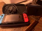 Nintendo Switch met Dock, Oplader en Case, Spelcomputers en Games, Ophalen of Verzenden, Gebruikt, Met 1 controller, Switch Original