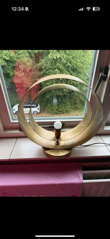 Zgan 2 lampen beschikbaar voor biedingen