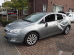 Opel Astra 1.4 Turbo cosmo (bj 2012), Zilver of Grijs, Benzine, Hatchback, Opel