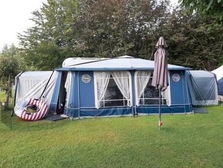 Hobby 560 KMFE 2005 Caravan  met mover!, Caravans en Kamperen, Caravans, Particulier, meer dan 6, 1250 - 1500 kg, Rondzit, Hobby