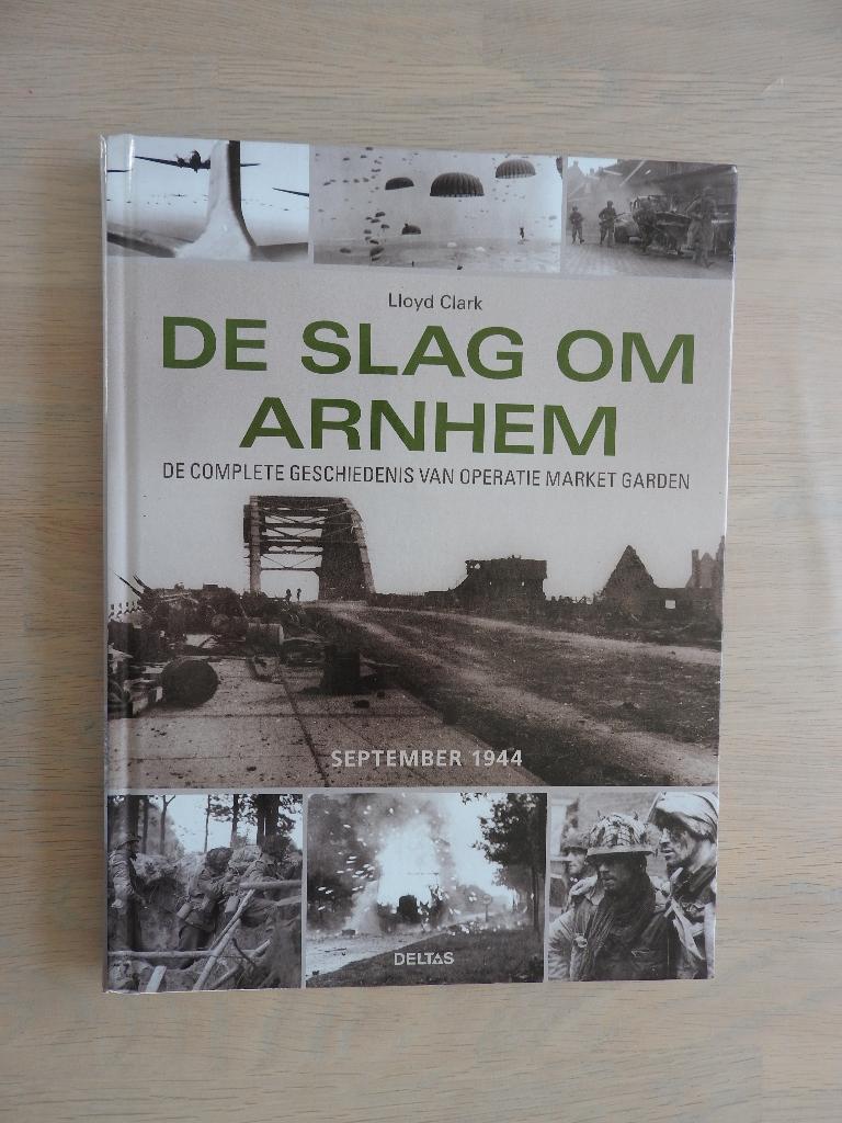 De slag om Arnhem - Operatie Market Garden, Boeken, Ophalen of Verzenden, Tweede Wereldoorlog, Zo goed als nieuw, Overige onderwerpen