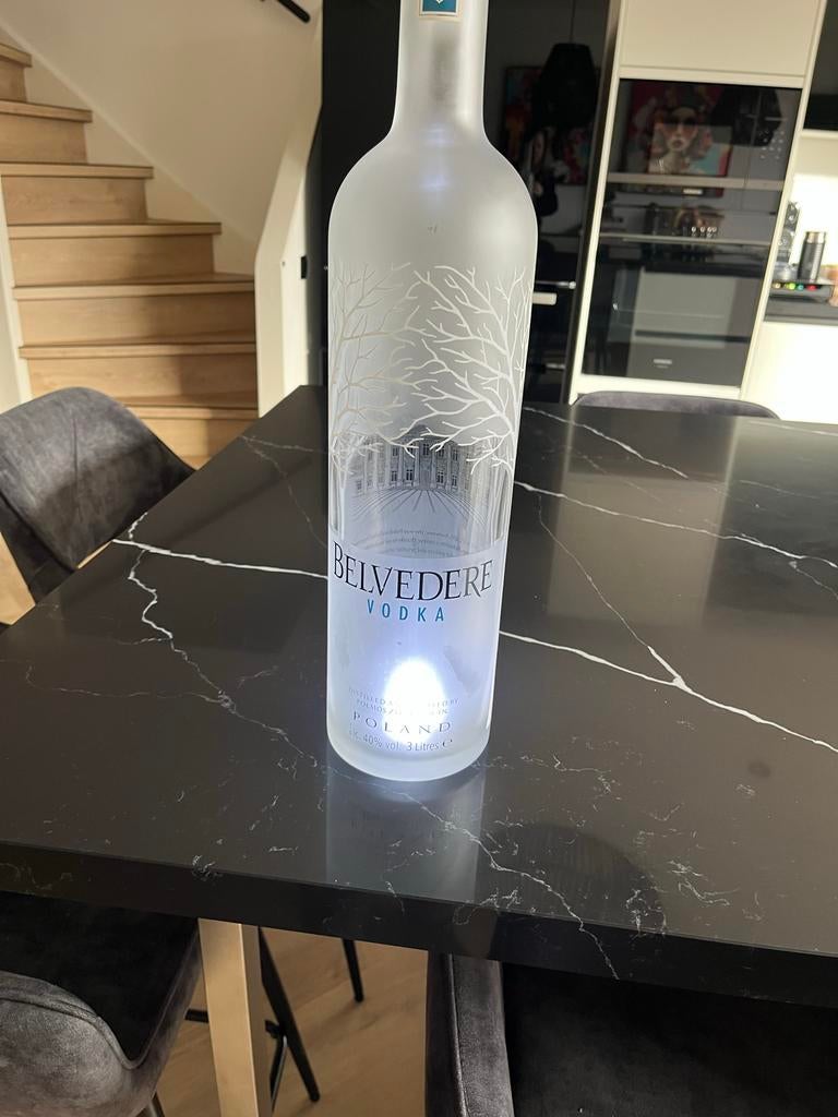 Belvedere Vodka lege fles 3 liter, Verzamelen, Glas en Borrelglaasjes, Ophalen