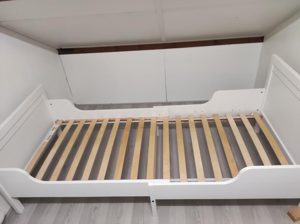 IKEA SUNDVIK uitschuifbaar bed lattenbodem uitvalbeveiliging, Ophalen, 85 tot 100 cm, Zo goed als nieuw, Lattenbodem