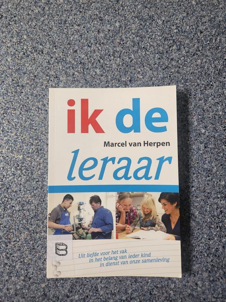 Ik de leraar - Marcel van Herpen, Ophalen