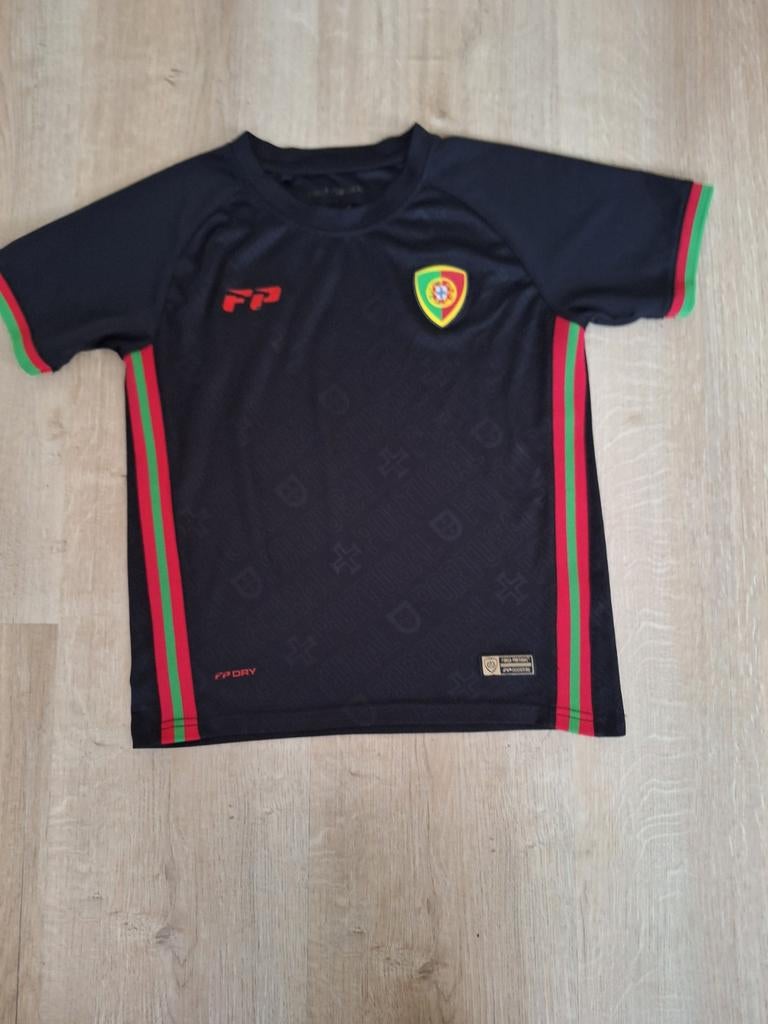 Zwart Portugal voetbalshirt maat S, Kleding | Heren, Sportkleding, Zwart, Ophalen of Verzenden, Forca portugal, Voetbal