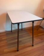 Vintage tafeltje, Ophalen