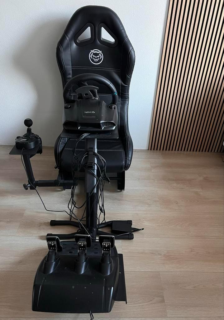 Complete Race Simulator: Qware Stoel, Logitech G29/G920, Spelcomputers en Games, Spelcomputers | Overige, Zo goed als nieuw, Ophalen