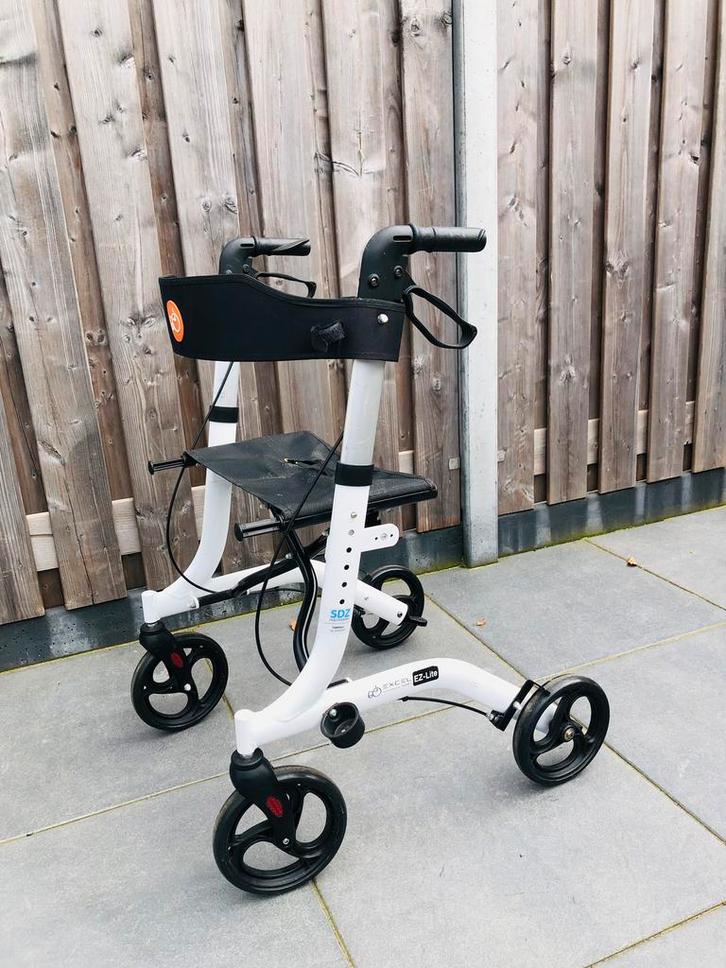 Diverse opvouwbare inklapbare lichtgewicht rollator NIEUW, Diversen, Rollators, Zo goed als nieuw, Lichtgewicht, Opvouwbaar, Ophalen of Verzenden