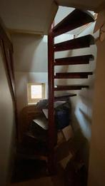 stalen wenteltrap met houten treden, Doe-het-zelf en Verbouw, Ladders en Trappen, Ophalen, Gebruikt, Trap, 2 tot 4 meter