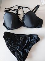 Zwart lingeriesetje met franjes Marlies Dekkers 85C/ M, Marlies Dekkers, Ophalen of Verzenden, Zwart, Setje