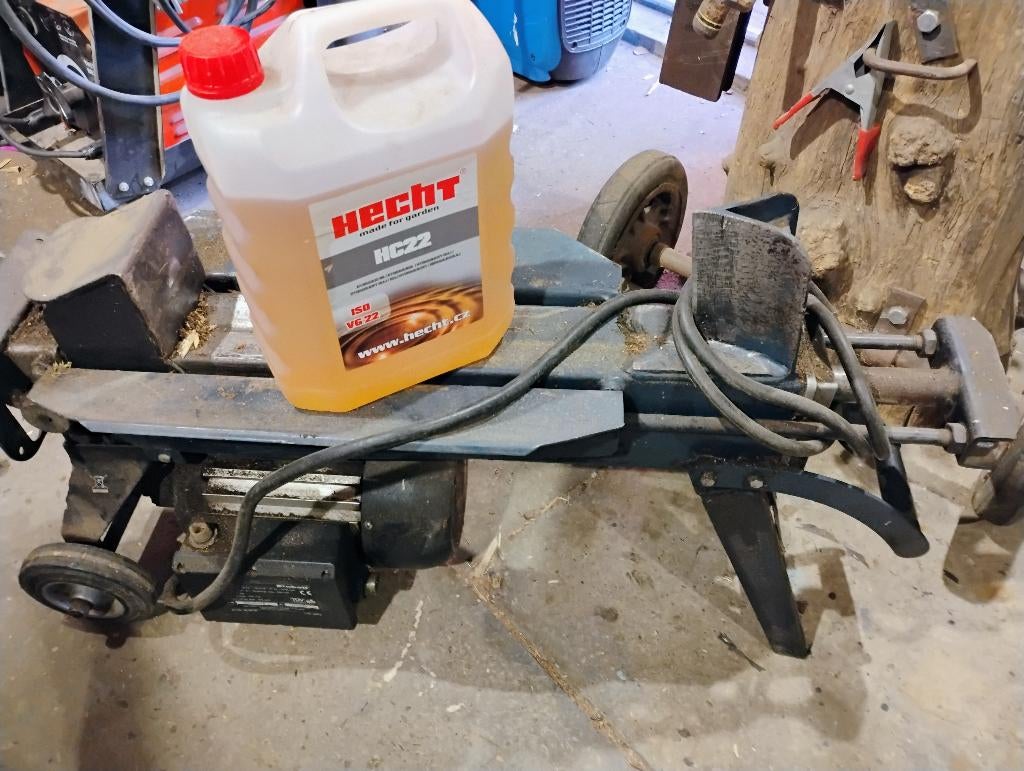 Krachtige Einhell HSP 41/1 kloofmachine, Tuin en Terras, Kloofmachines, Ophalen, Gebruikt, Liggend, Einhell