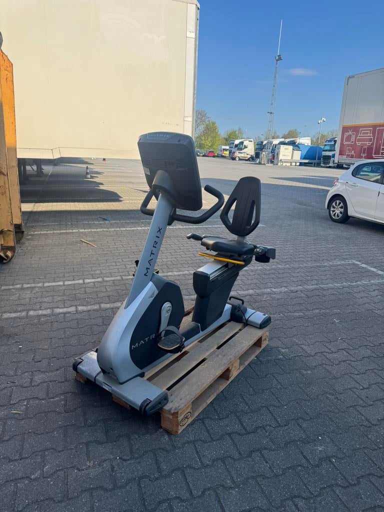 Matrix 5 serie Recumbent bike, Sport en Fitness, Fitnessmaterialen, Ophalen, Gebruikt, Overige typen