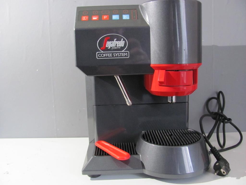 SEGAFREDO zanetti coffee system voor cups, Witgoed en Apparatuur, Koffiezetapparaten, Koffiepads en cups, Koffiemachine, Ophalen of Verzenden