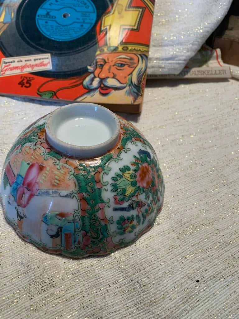 Antieke Chinese porseleinen gelobde kom, Ophalen of Verzenden