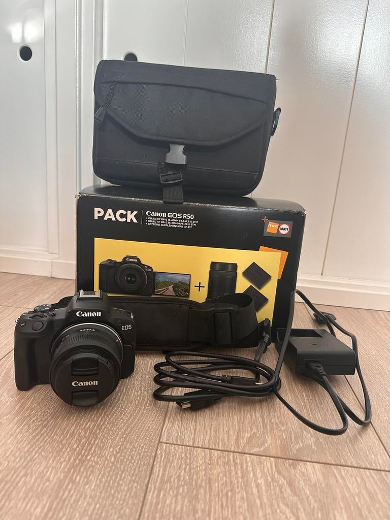 Canon EOS R50 + lens - zo goed als nieuw, Ophalen of Verzenden, Overige soorten, Camera