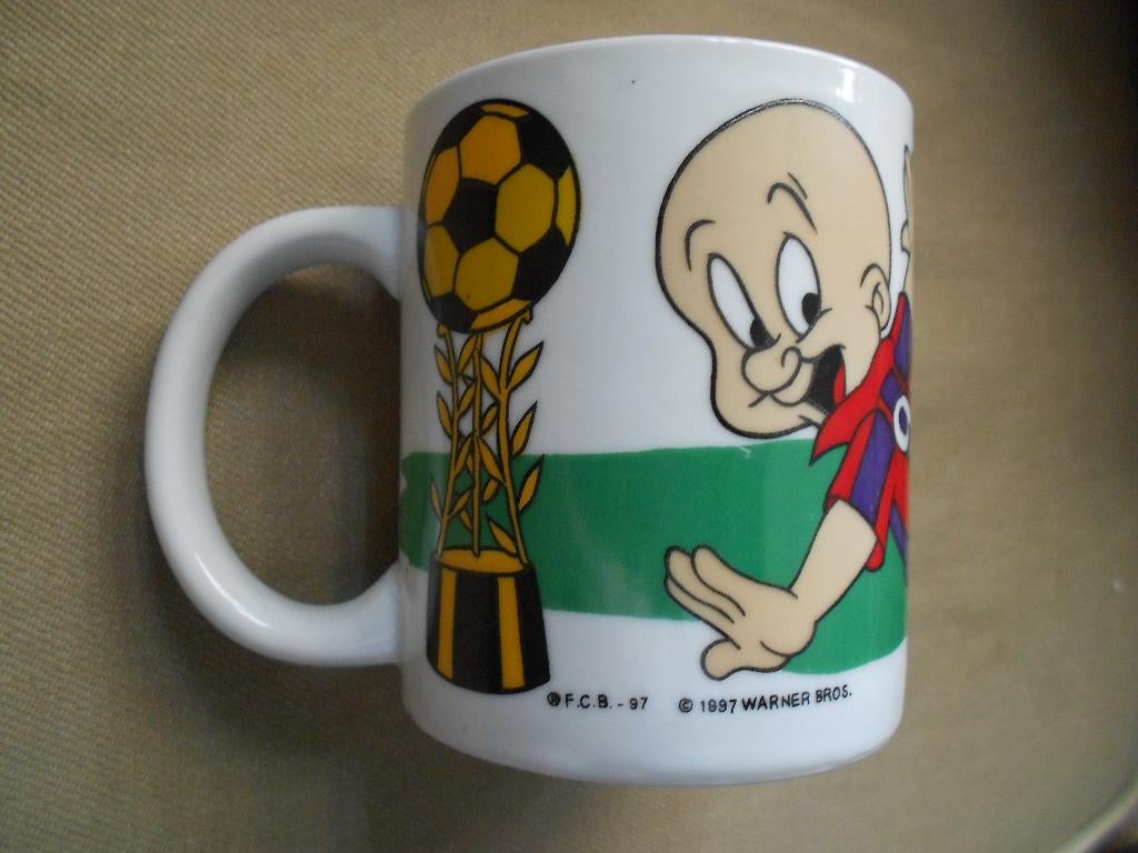 3 bekers F.C.B sport Elmer Fudd en Daffy Duck Sylvester 1997, Verzamelen, Stripfiguren, Ophalen, Looney Tunes, Gebruikt, Gebruiksvoorwerp