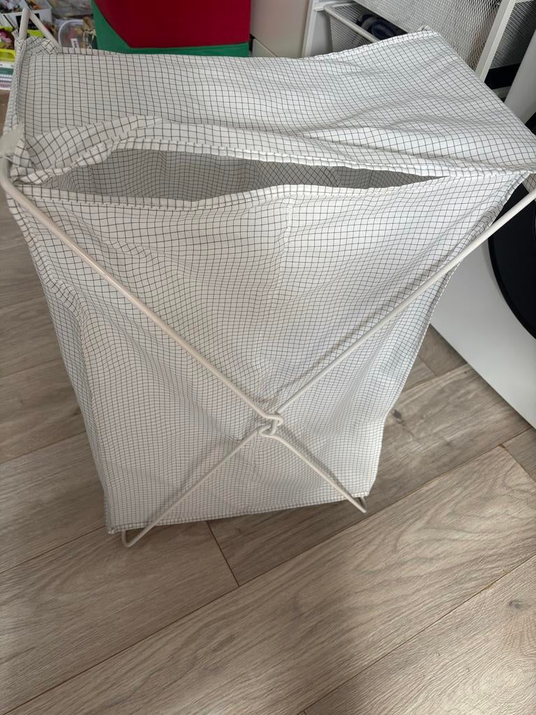 IKEA Wasmand - Wit met Ruitpatroon, Ophalen, Gebruikt, Overige materialen