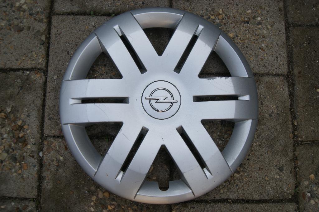 1 losse originele wieldop Opel Vivaro 16 inch (Model 1), Ophalen of Verzenden, Gebruikt