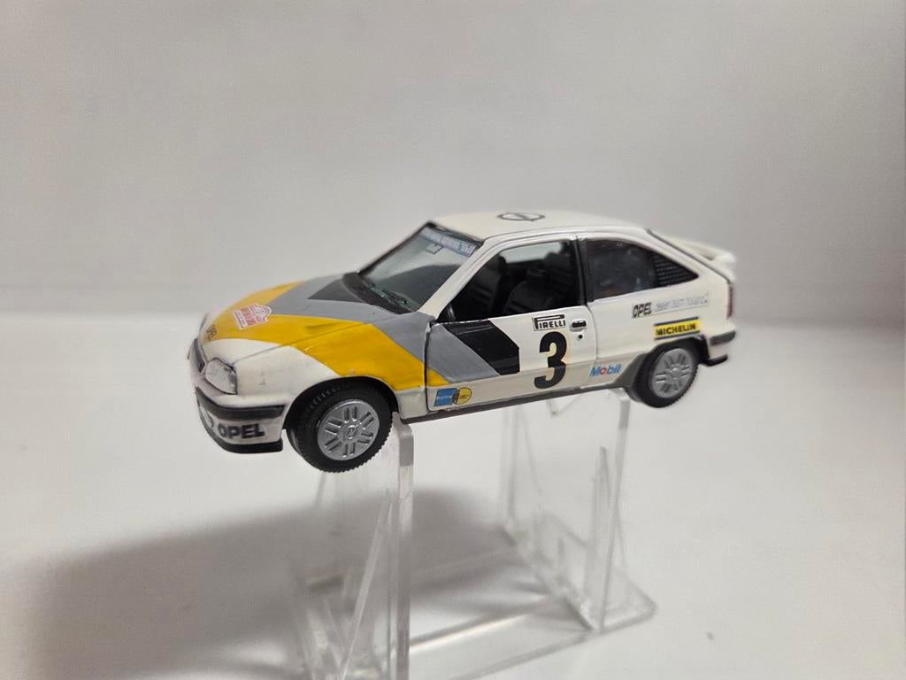 Gama Opel Kadett GSI 1:43, Auto, ., Ophalen of Verzenden, Zo goed als nieuw