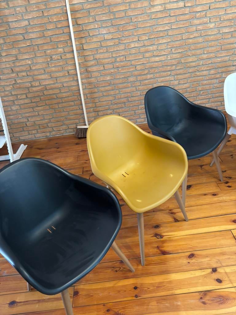 2 zwarte kuipstoelen, Huis en Inrichting, Stoelen, Gebruikt, Twee, Zwart, Ophalen