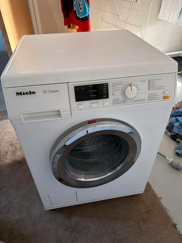 Miele W Classic wasmachine, Witgoed en Apparatuur, Wasmachines, Gebruikt, Voorlader, 1200 tot 1600 toeren, Kort programma, Ophalen of Verzenden