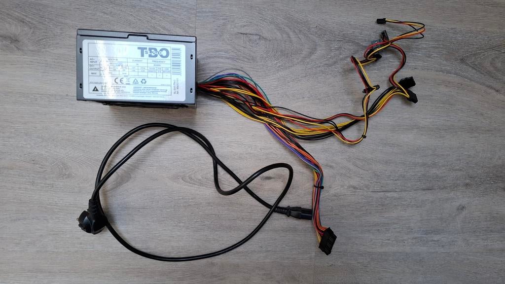 TS-500 Interne Voeding 500W, Contactnextused@gmail.com, Zuideropgaande 33e Hollandscheveld, Ophalen of Verzenden, Zo goed als nieuw